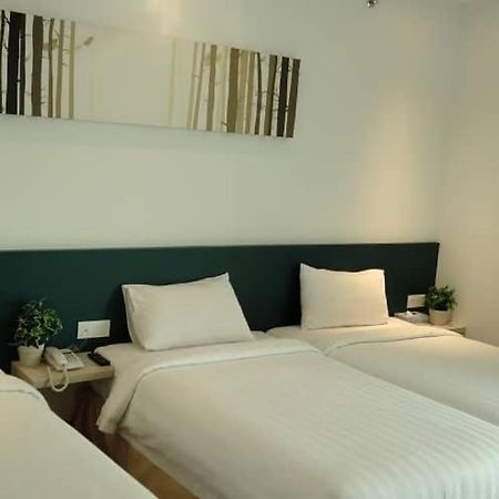 Fuller Hotel Kulim Ngoại thất bức ảnh